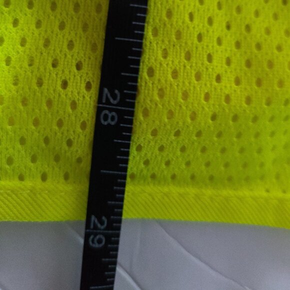 VEA HIGH-VISABILITY REFLECTIVE SAFETY VEST | TYPE R CLASS 2 | SIZE MEDIUM - Picture 12 of 14